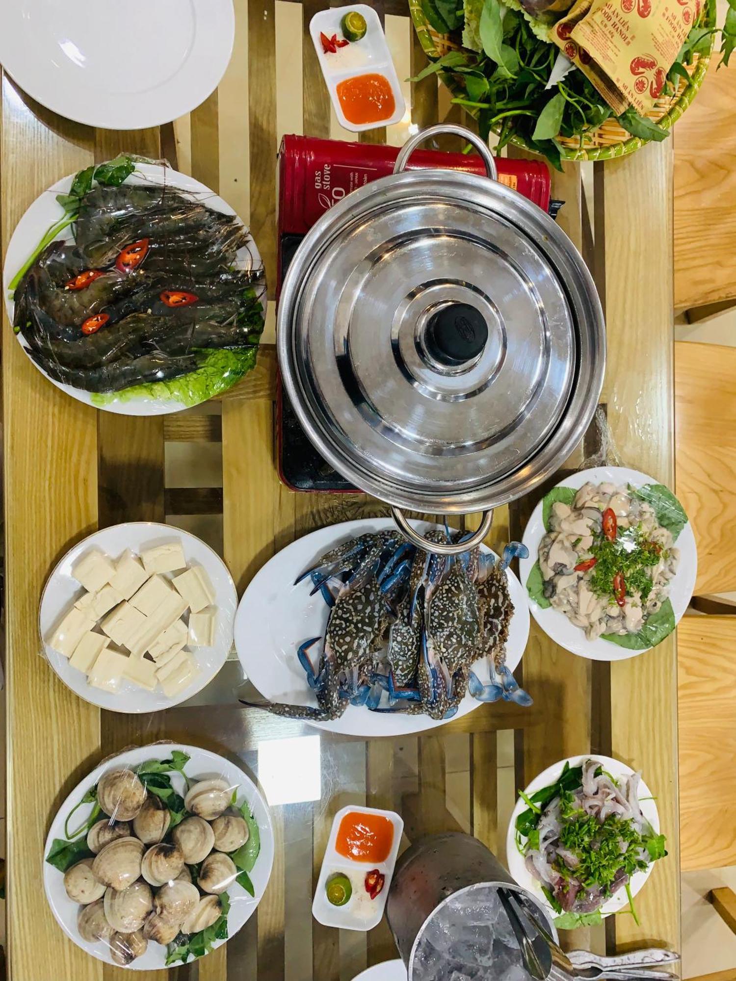 Tung Quang Hotel Dong Khe Sau Экстерьер фото