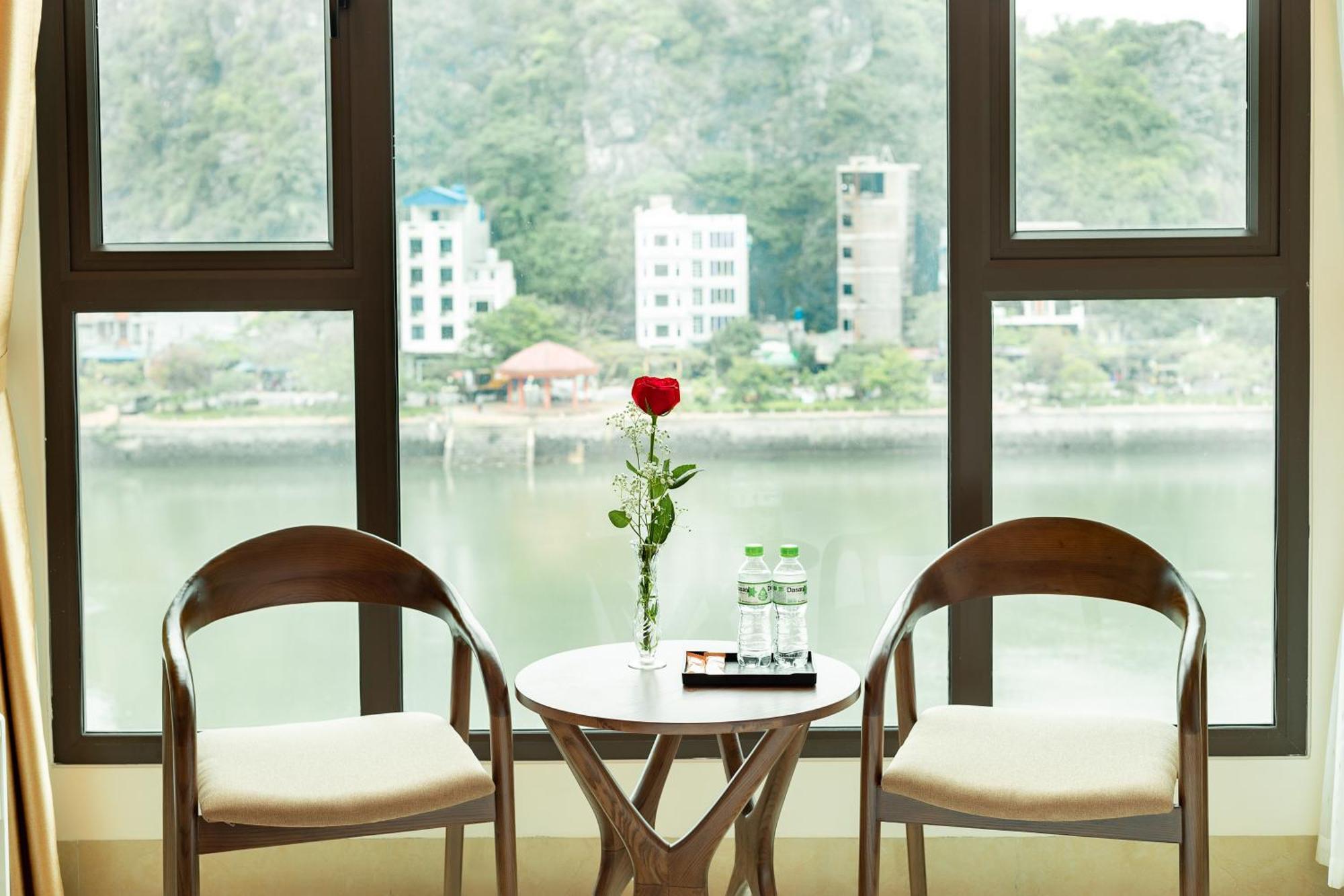 Tung Quang Hotel Dong Khe Sau Экстерьер фото