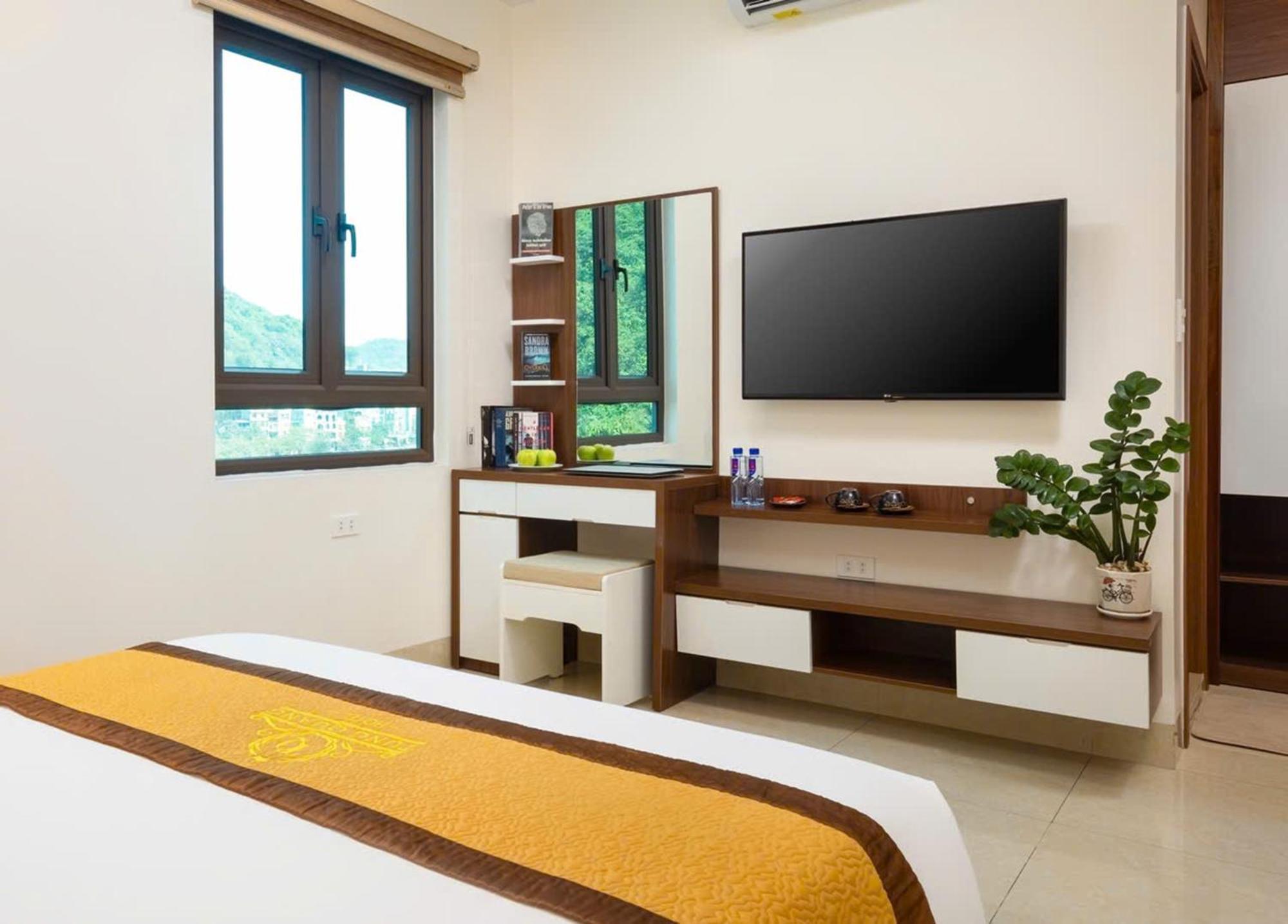 Tung Quang Hotel Dong Khe Sau Экстерьер фото