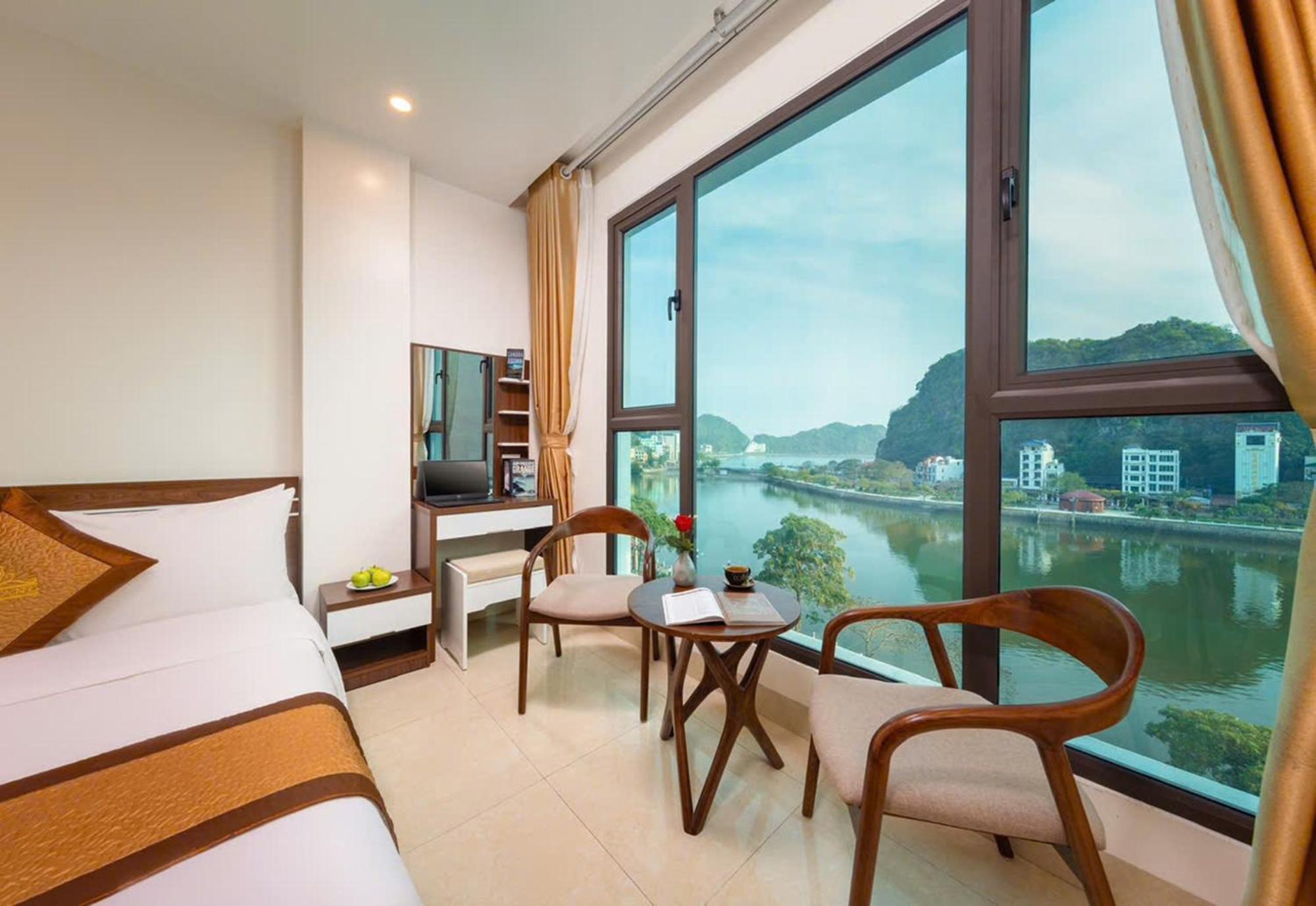Tung Quang Hotel Dong Khe Sau Экстерьер фото