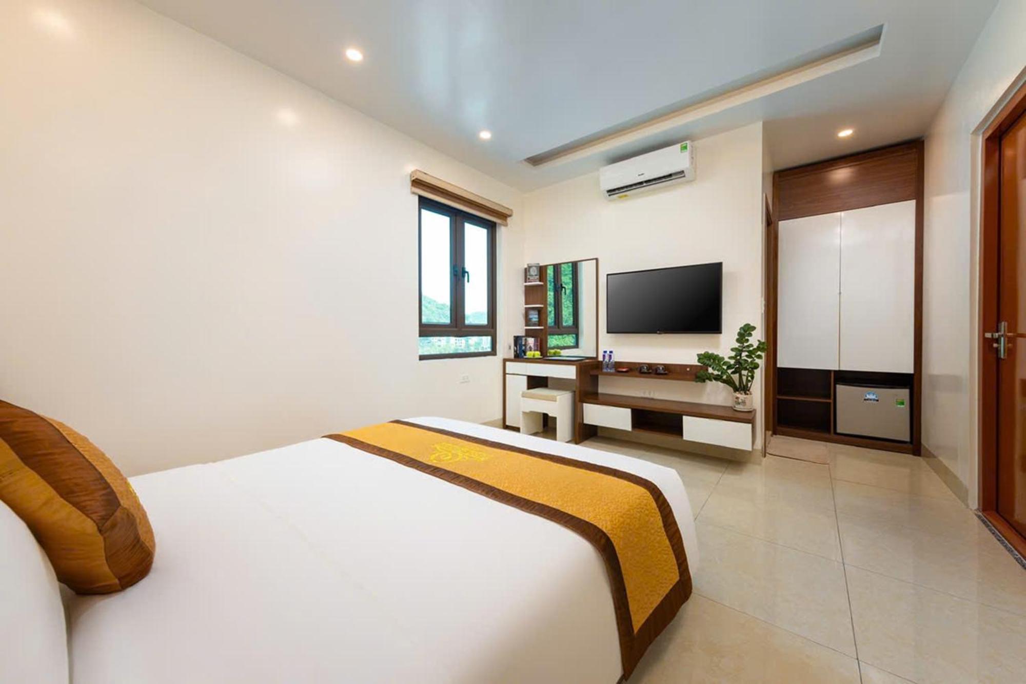 Tung Quang Hotel Dong Khe Sau Экстерьер фото