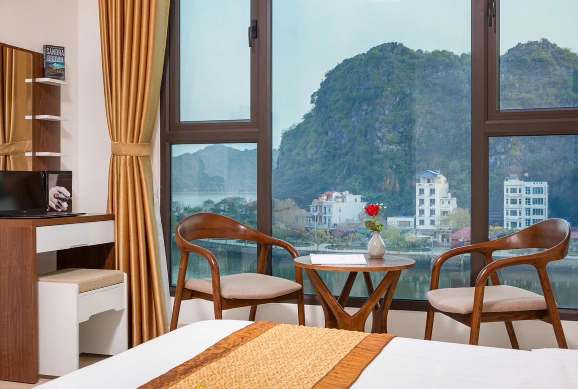 Tung Quang Hotel Dong Khe Sau Экстерьер фото